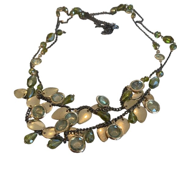Vera Wang Green tone multistrand necklace glass gold tone briolette - Picture 7 of 9